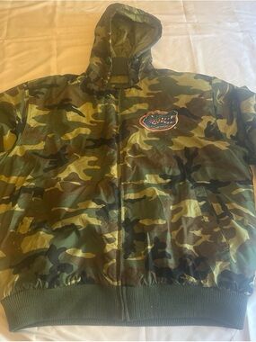 Camouflage Hooded Puffer Jacket with Gator Patch - Green Camo